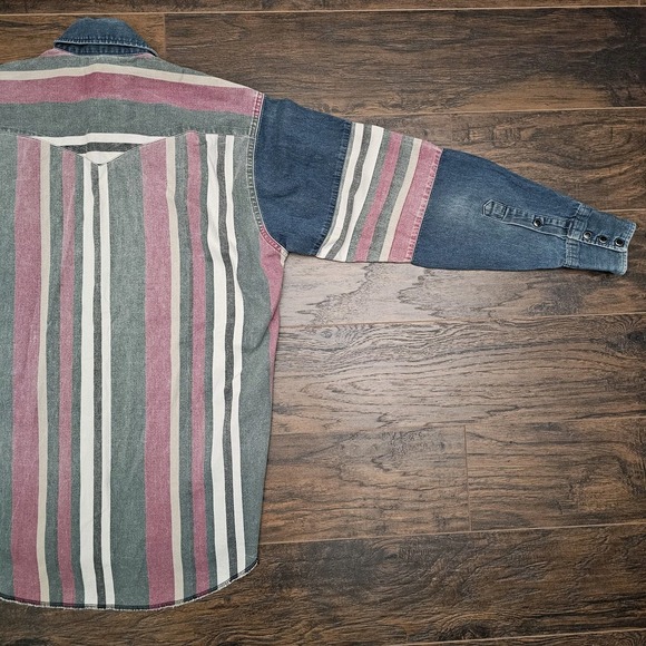 Vintage Wrangler Mens Medium Extra Long Tail Denim Stripe Black Pearl Snap Shirt - Picture 3 of 8